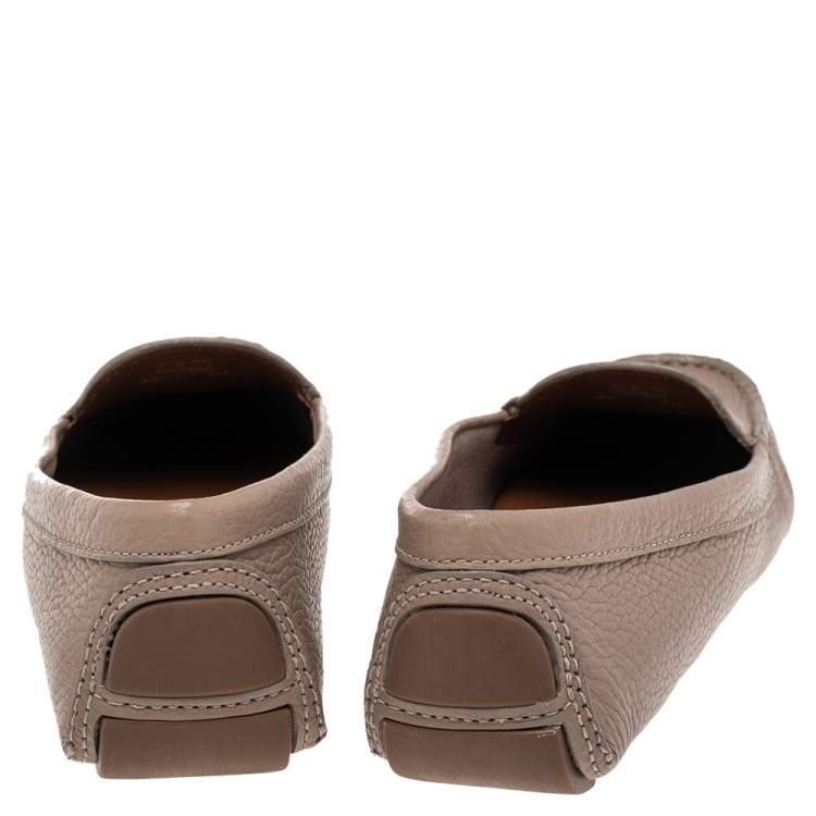 Pre Owned Tory Burch Beige Leather Slip on Loafers Size 38.5