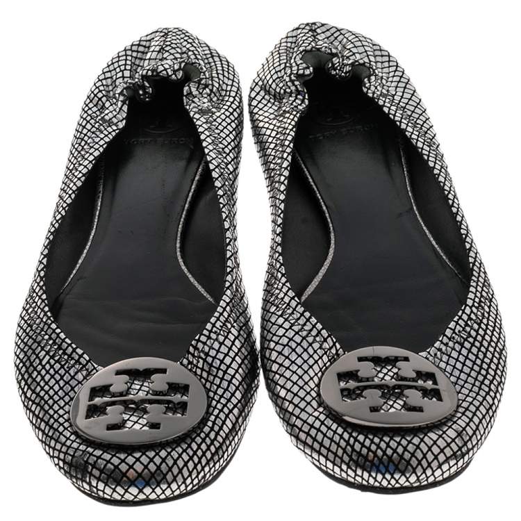 Pre Owned Tory Burch Silver Snakeskin Embossed Leather Logo Ballet Flats Size 41