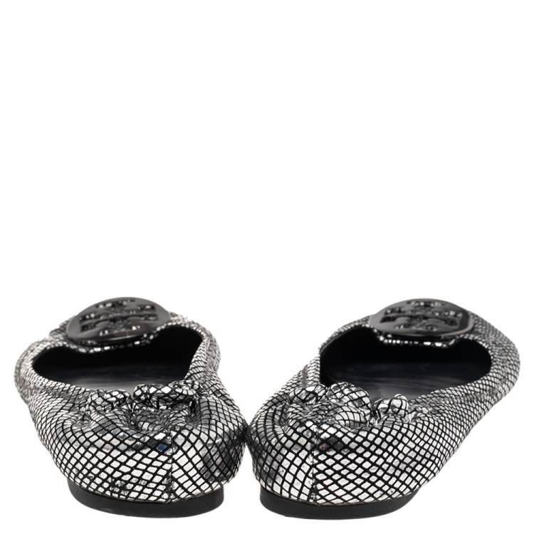 Pre Owned Tory Burch Silver Snakeskin Embossed Leather Logo Ballet Flats Size 41