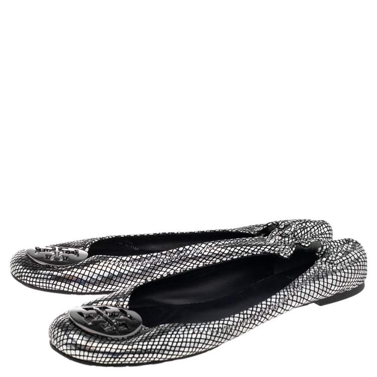 Pre Owned Tory Burch Silver Snakeskin Embossed Leather Logo Ballet Flats Size 41