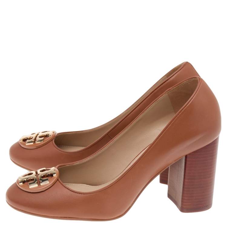 Pre Owned Tory Burch Brown Leather Janey Round Toe Pumps Size 37.5