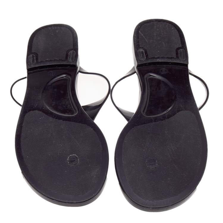 مملوكة مسبقًا Tory Burch Plum Rubber Speer Flat Thong Sandals Size 39.5