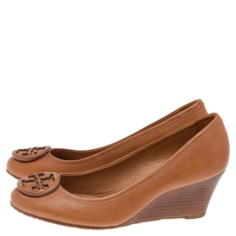 Pre Owned Tory Burch Brown Leather Sally Wedge Pumps Size 38