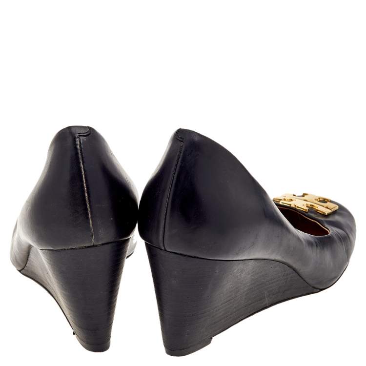 Pre Owned Tory Burch Black Leather Logo Wedge Pumps Size 38