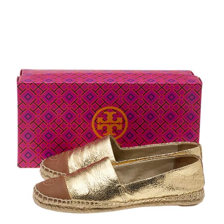 Pre Owned Tory Burch Gold/Beige Leather Cap Toe Flat Espadrilles Size 38.5