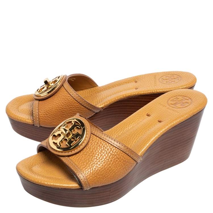 Pre Owned Tory Burch Light Brown Leather Platform Wedge Sandals Size 37.5