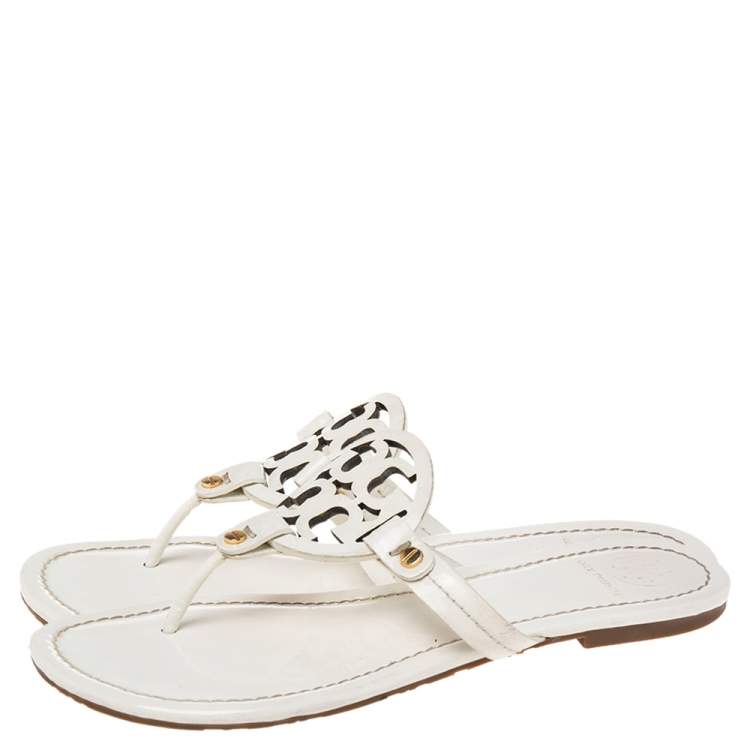 Pre Owned Tory Burch White Patent Leather Thong Flat Sandals Size 38.5