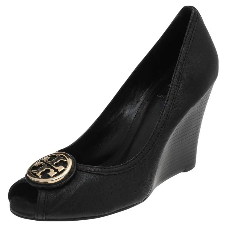 シューズ・サンダルその他 TORY BURCH Woman Wedge shoes Black 154446 006 Pierced Mule Wedge: Women's Designer Heels | Tory Burch
