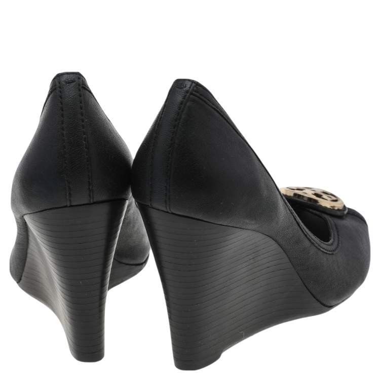 Pre Owned Tory Burch Black Leather Wedge Pumps Size 39