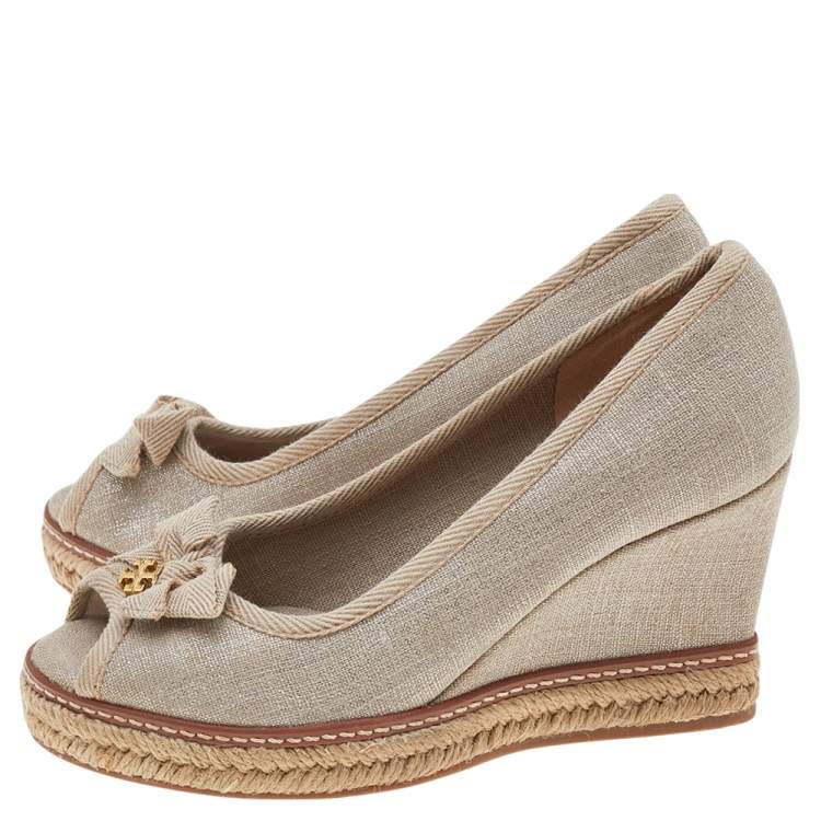 Pre Owned Tory Burch Grey Fabric Wedge Pumps Size 35