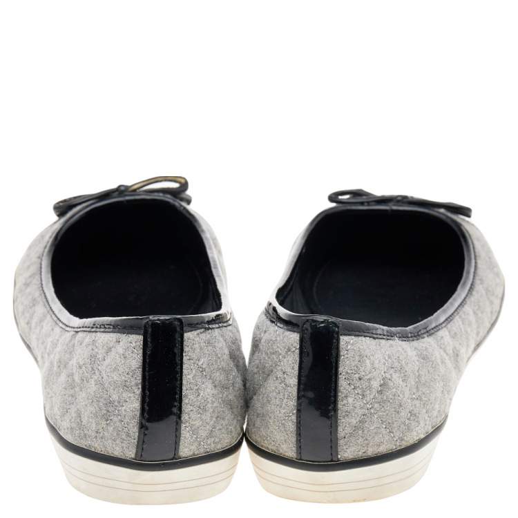 Pre Owned Tory Burch Grey Wool And Patent Leather Flats Size 37.5