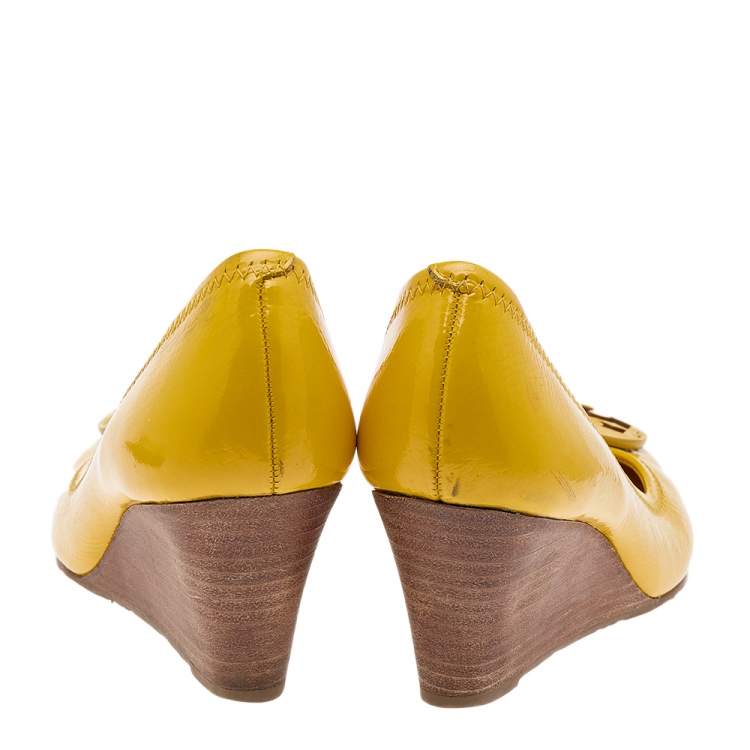 Pre Owned Tory Burch Yellow Patent leather Sally Wedge Pumps Size 37.5