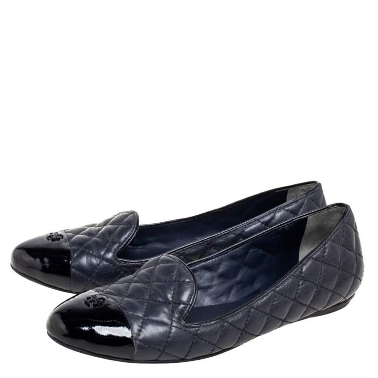 Pre Owned Tory Burch Navy Blue/Black Quilted and Patent Leather Cap-Toe Smoking Slippers Size 38.5