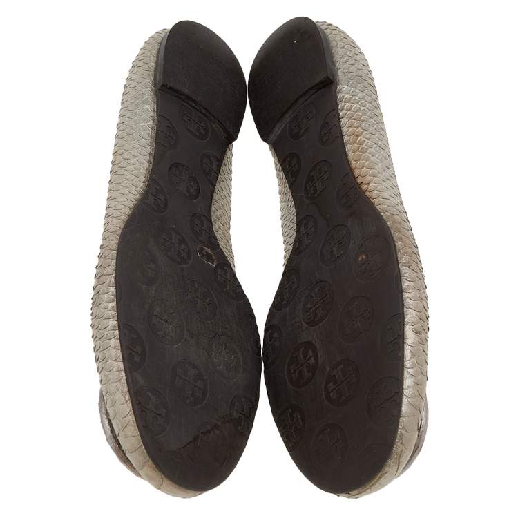 Pre Owned Tory Burch Silver Python Embossed Leather Reva Ballet Flats Size 38.5