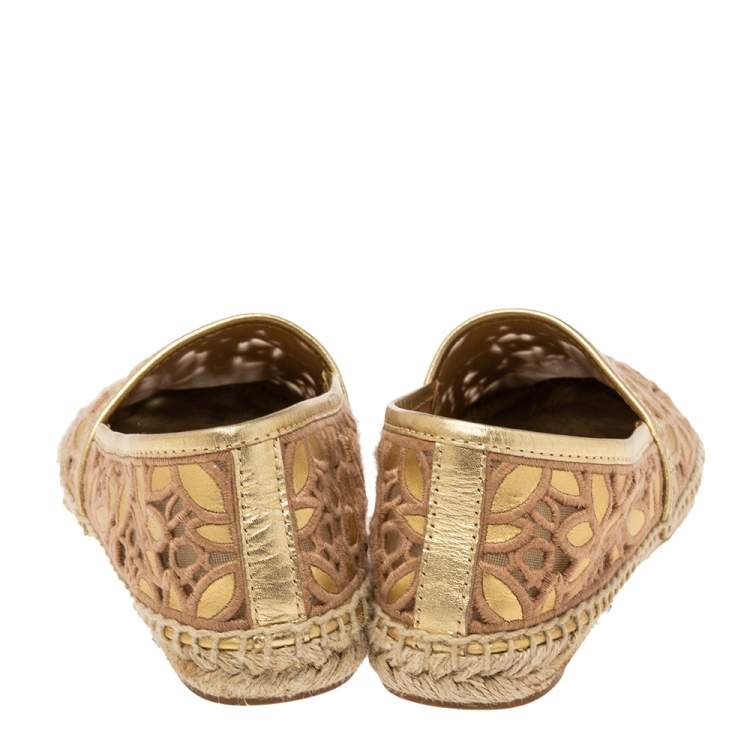 Pre Owned Tory Burch Gold/Beige Leather And Canvas Espadrille Flats Size 37.5