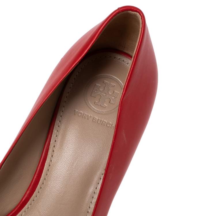Pre Owned Tory Burch Red  Leather Embellished Block Heel Pumps Size 38