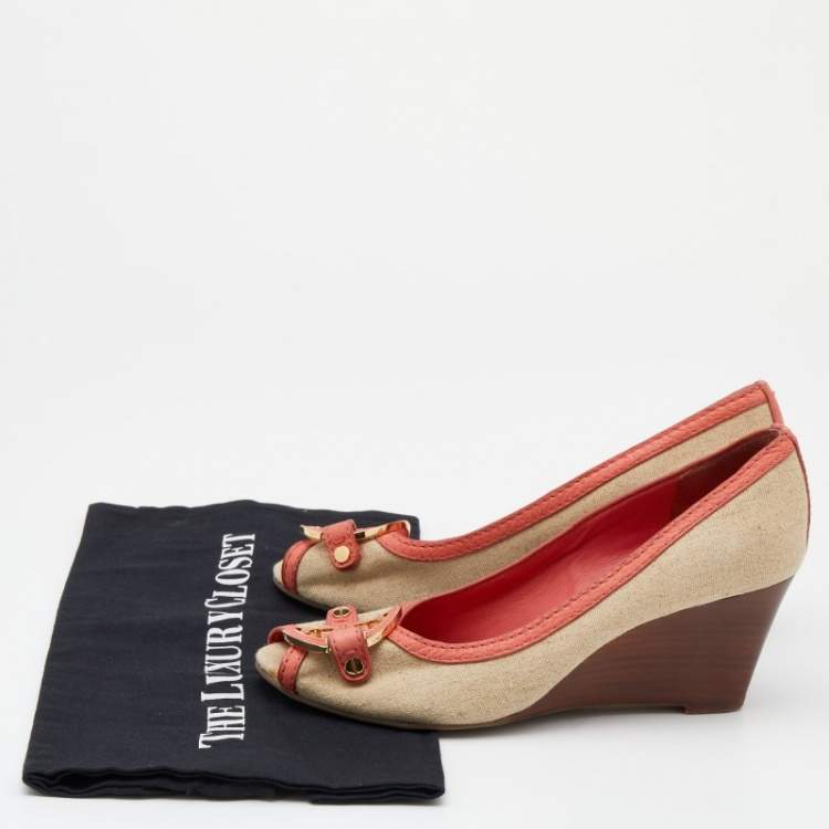 Pre Owned Tory Burch Coral Orange/Beige Leather and Canvas Amanda Peep Toe Wedge Pumps Size 37.5