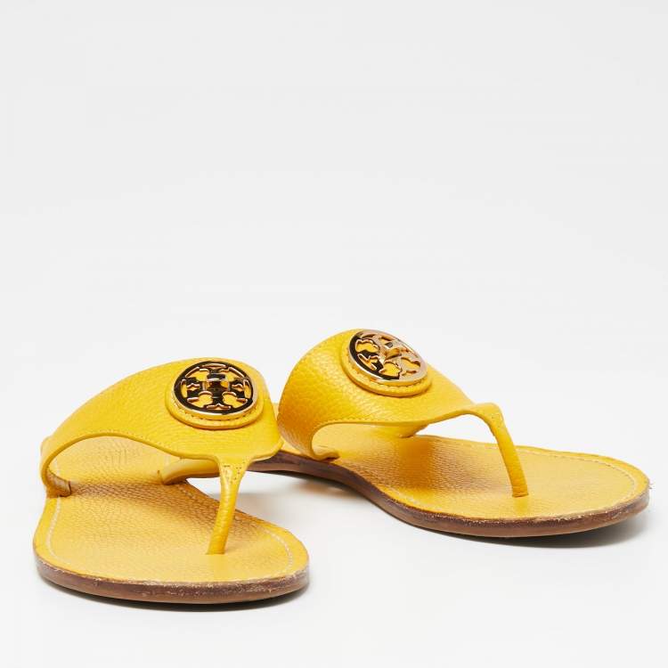 Pre Owned Tory Burch Yellow Leather Benton Flat Thongs Size 40