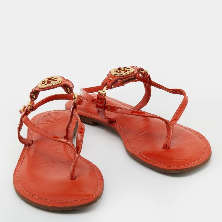 Pre Owned Tory Burch Orange Patent Leather Logo Embellished Flat Thong Slingback Sandals Size 38