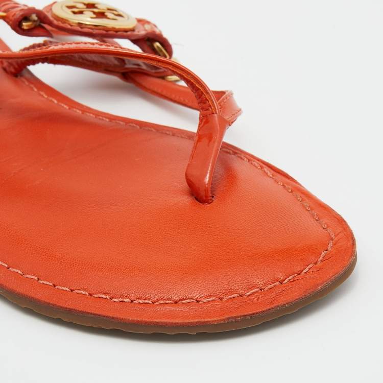Pre Owned Tory Burch Orange Patent Leather Logo Embellished Flat Thong Slingback Sandals Size 38
