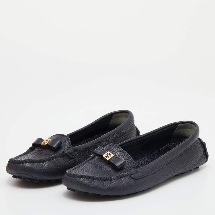 Pre Owned Tory Burch Black Leather Bow Loafers Size 36