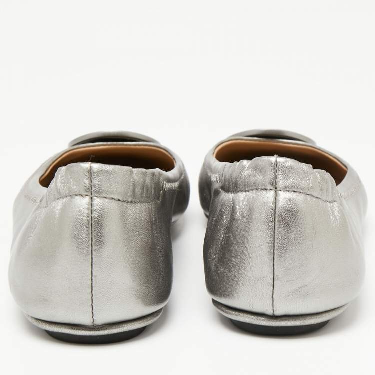 Pre Owned Tory Burch Silver Leather Scrunch Ballet Flats Size 35.5