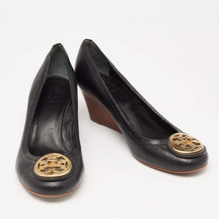 Pre Owned Tory Burch Black Leather Wedge Pumps Size 38.5