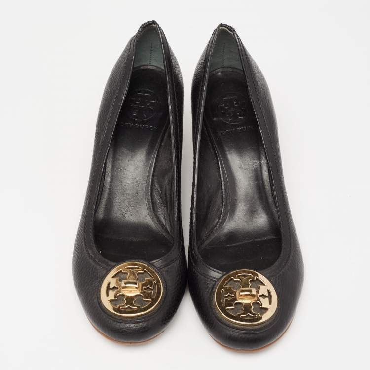 Pre Owned Tory Burch Black Leather Wedge Pumps Size 38.5