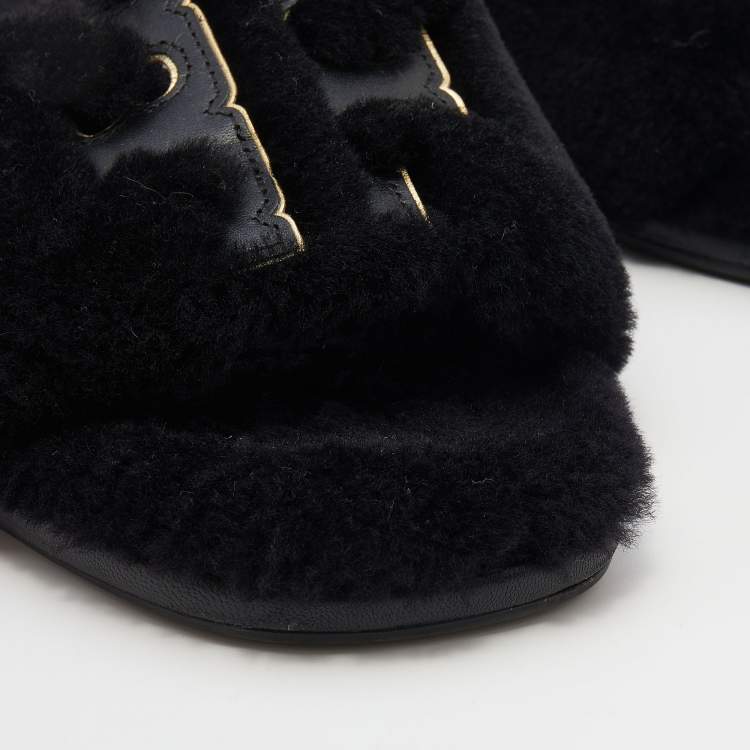 Pre Owned Tory Burch Black Shearling Double T-Fluffy Flat Slides Size 40