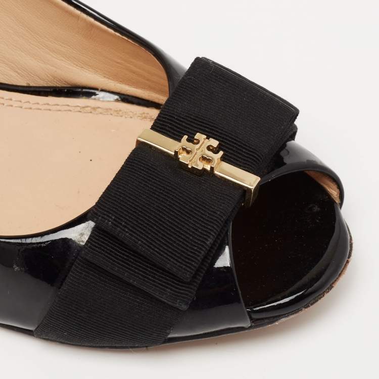 Pre Owned Tory Burch Black Patent Leather Bow Trudy Peep-Toe Wedge Pumps Size 38