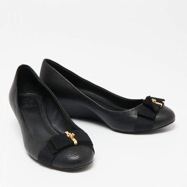 Pre Owned Tory Burch Black Leather Bow Detail Trudy Round Toe Wedge Pumps Size 37.5