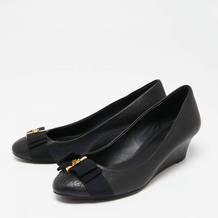Pre Owned Tory Burch Black Leather Bow Detail Trudy Round Toe Wedge Pumps Size 37.5