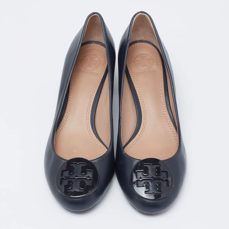 Pre Owned Tory Burch Navy Blue Leather Block Heel Pumps Size 37.5