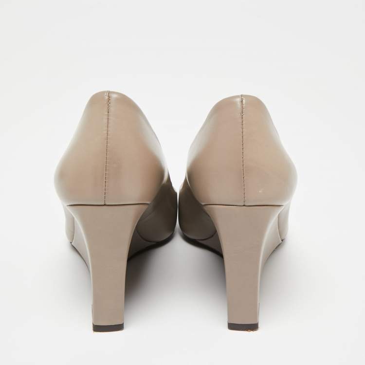 Pre Owned Tory Burch Beige Leather Luna Wedge Pumps Size 37