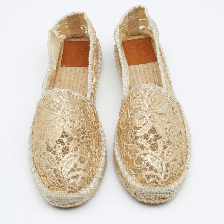 Pre Owned Tory Burch Beige/Gold Lace and Mesh  Espadrille Flats Size 39