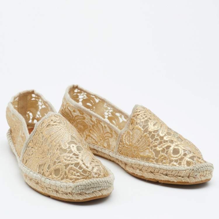 Pre Owned Tory Burch Beige/Gold Lace and Mesh  Espadrille Flats Size 39