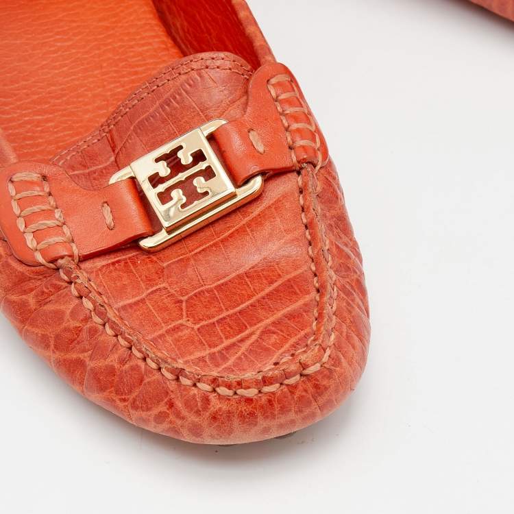Pre Owned Tory Burch Orange Croc Embossed Leather Driver Loafers Size 39