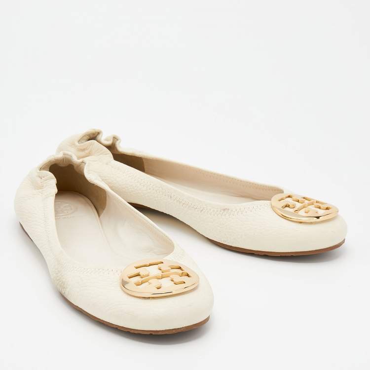 Pre Owned Tory Burch Off-White Leather Reva Scrunch Ballet Flats Size 40