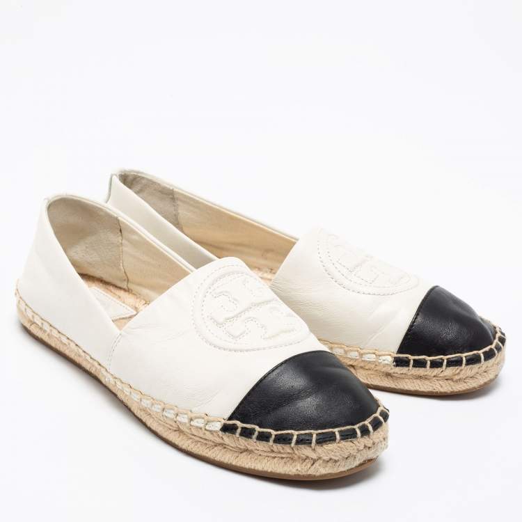 Pre Owned Tory Burch Off-White/Black Logo Embossed Leather Cap Toe Espadrille Flats Size 35.5
