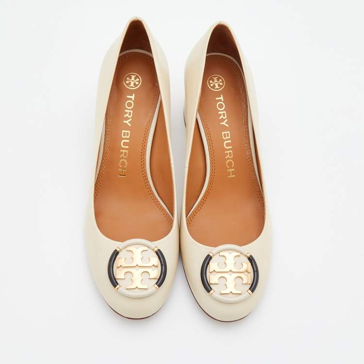 Pre Owned Tory Burch Cream Leather Logo Block Heel Pumps Size 37.5