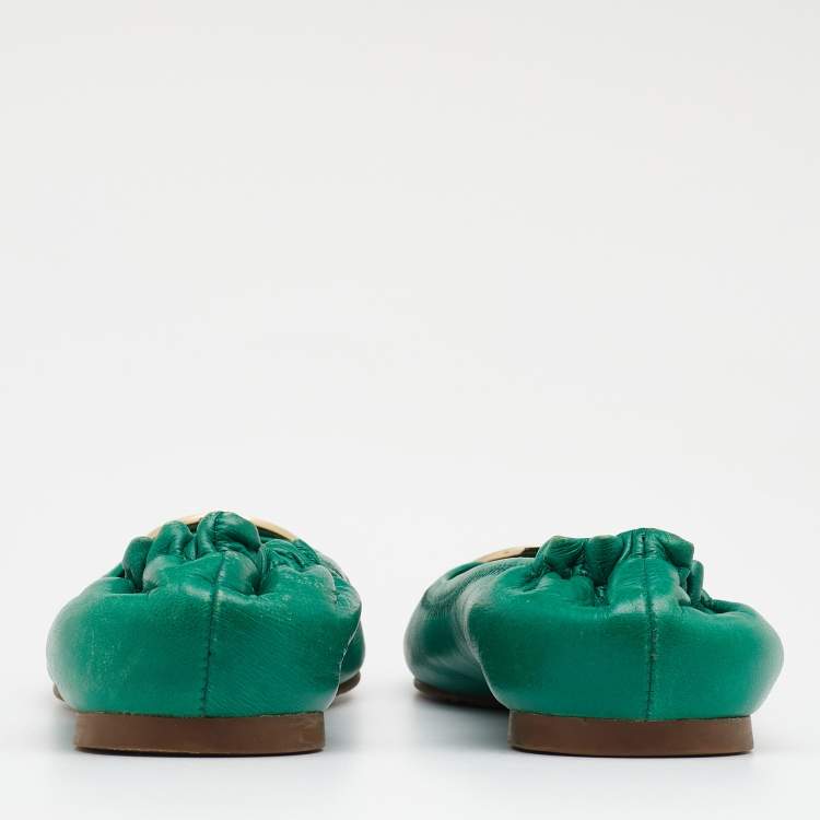 Pre Owned Tory Burch Green Leather Reva Scrunch Ballet Flats Size 38