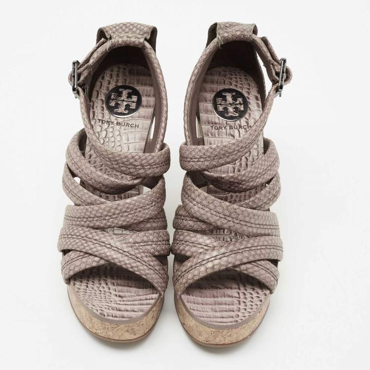 مملوكة مسبقًا Tory Burch Taupe Python Embossed Leather Strappy Cork Wedge Sandals Size 36.5