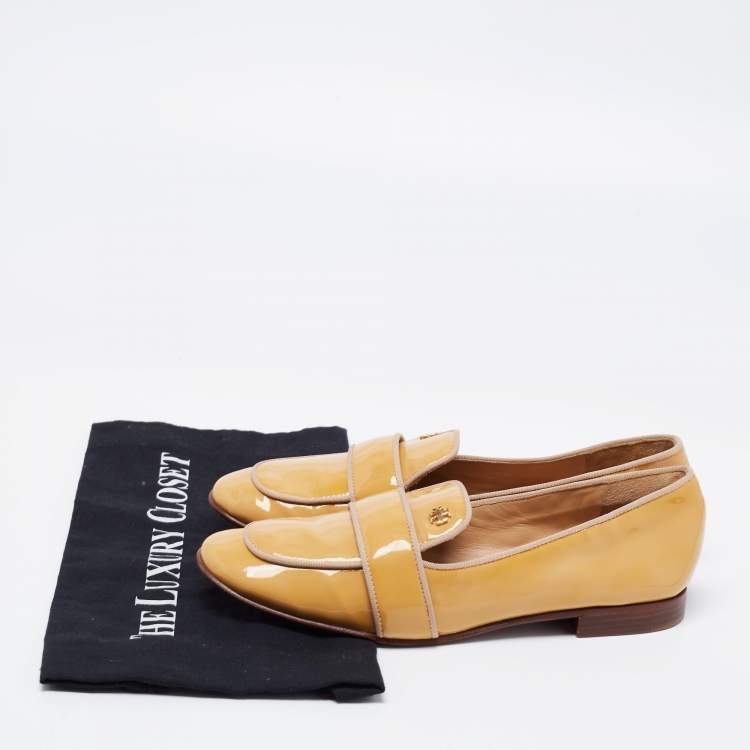 Pre Owned Tory Burch Yellow Patent Leather Slip On Loafers Size 37.5