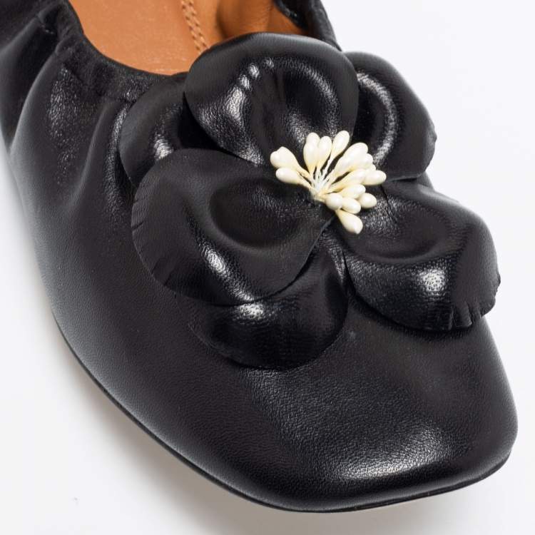 Pre Owned Tory Burch Black Leather Flower Scrunch Ballet Flats Size 37