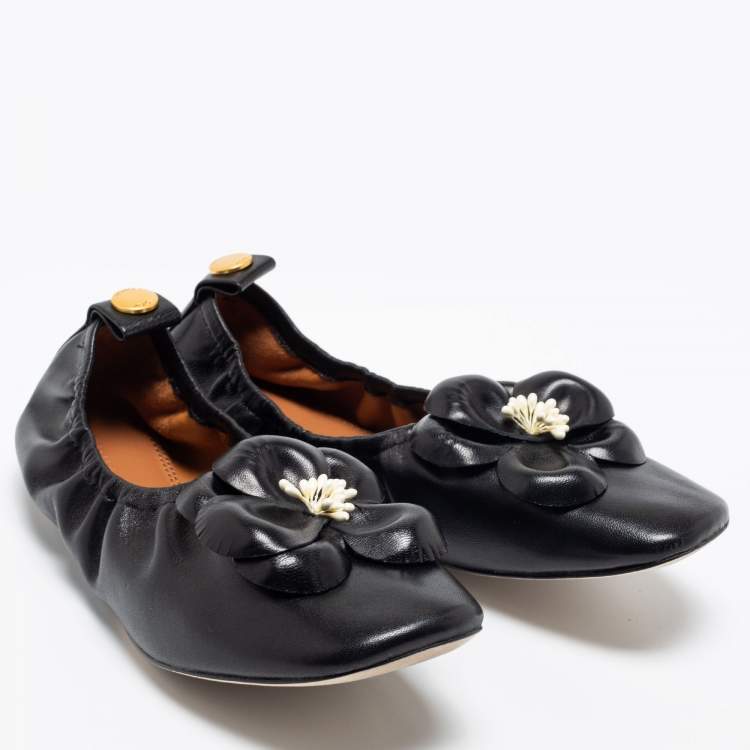 Pre Owned Tory Burch Black Leather Flower Scrunch Ballet Flats Size 37
