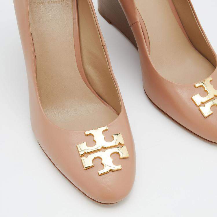 Pre Owned Tory Burch Pale Pink Leather Raleigh Round Toe Wedge Pumps Size 38.5