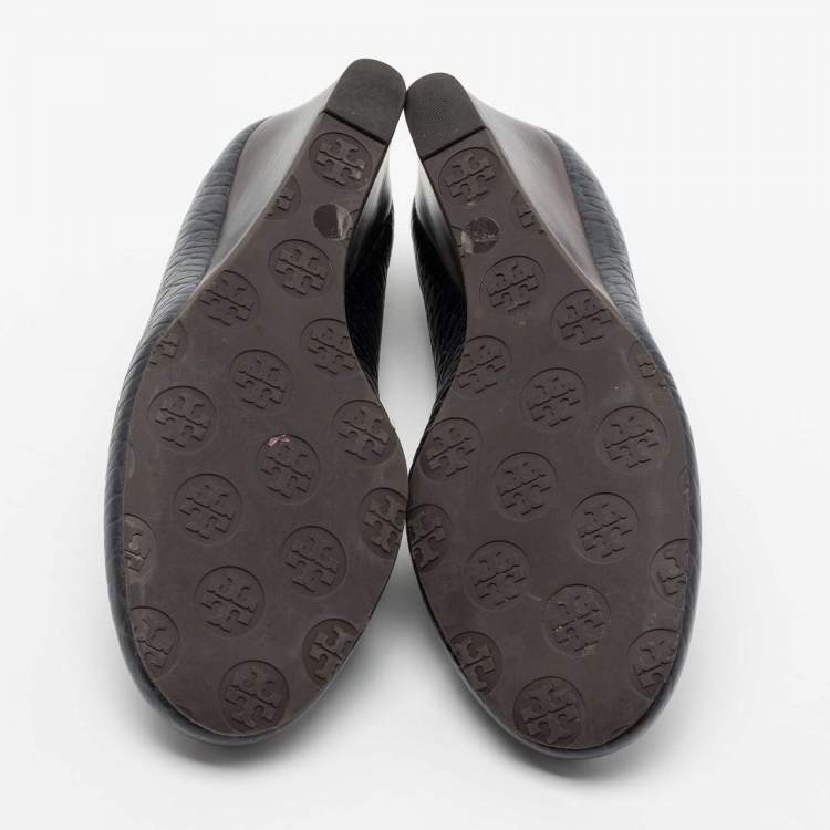 Pre Owned Tory Burch Navy Blue Leather Wedge Pumps Size 38