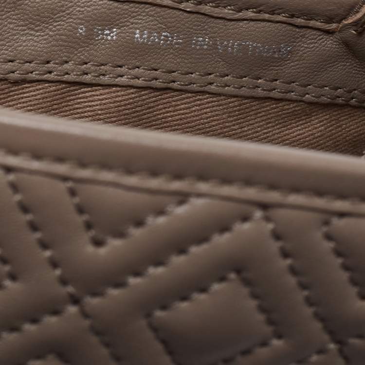 مملوكة مسبقًا Tory Burch Grey Quilted Slip on Sneakers Size 38.5