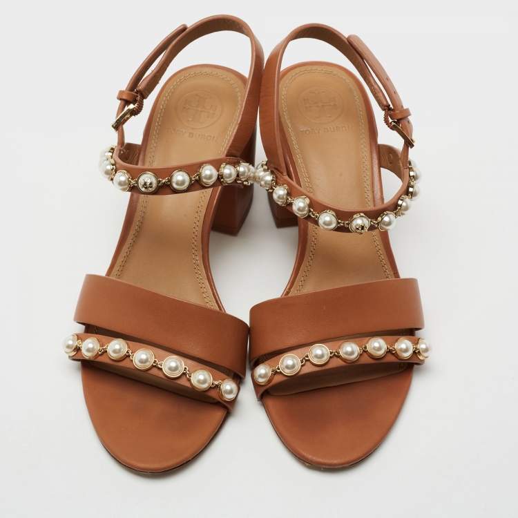 مملوكة مسبقًا Tory Burch Brown Leather Emmy Pearl Ankle Strap Sandals Size 37