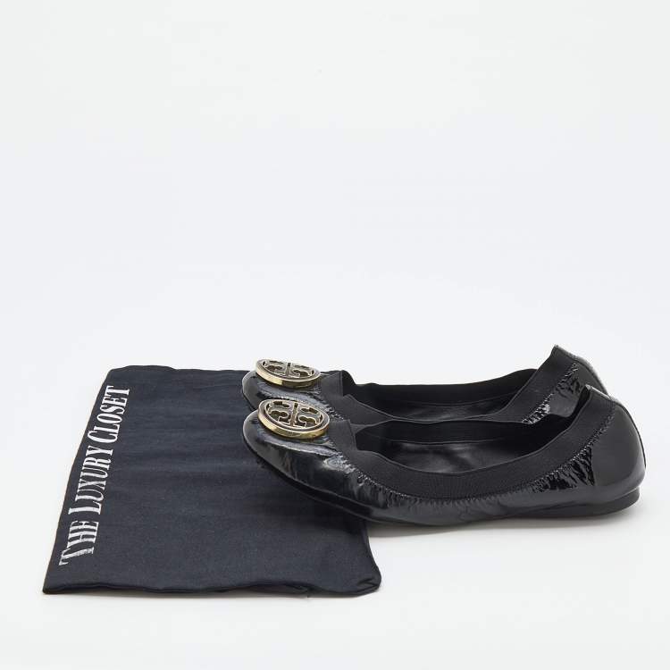 مملوكة مسبقًا Tory Burch Black Patent Leather Scrunch Ballet Flats Size 36.5